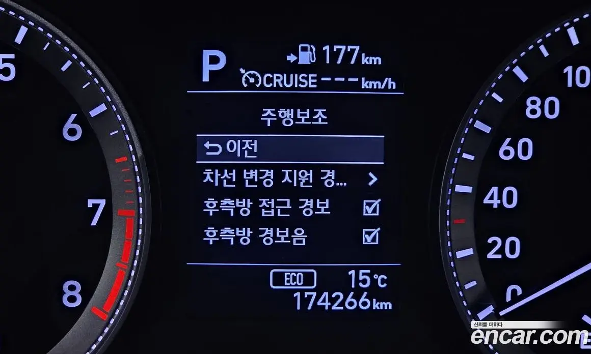 Hyundai Grandeur 2017 3.0 автомат (гидро), фото 17