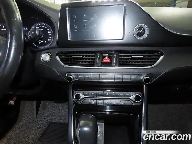 Hyundai Grandeur 2017 3.0 автомат (гидро), миниатюра 11 Hyundai Grandeur 2017 3.0 автомат (гидро), миниатюра 11