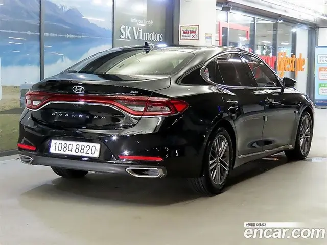 Hyundai Grandeur 2017 3.0 автомат (гидро), миниатюра 4 Hyundai Grandeur 2017 3.0 автомат (гидро), миниатюра 4