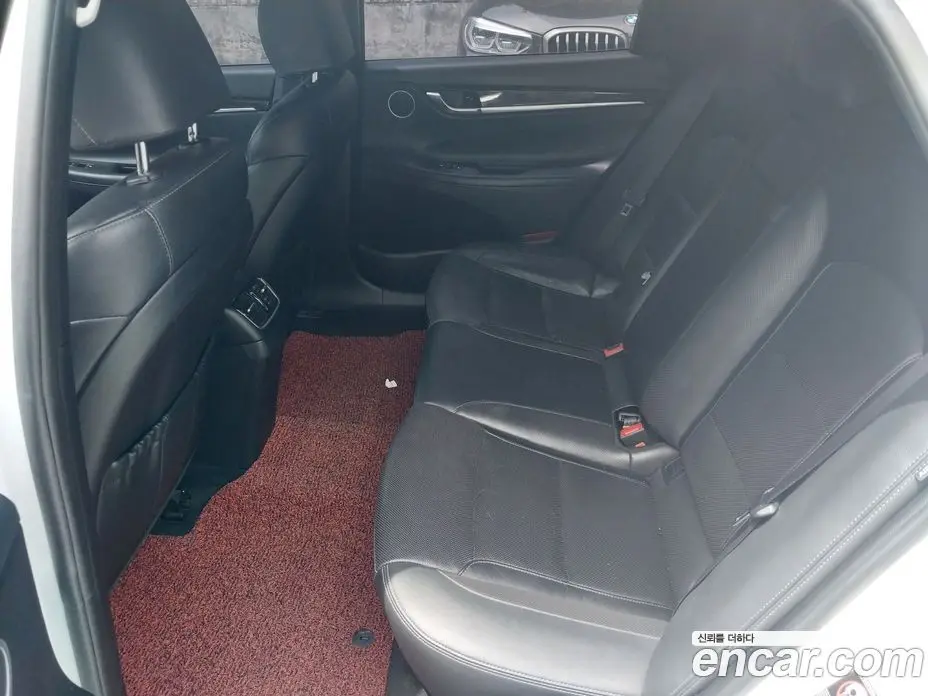 Hyundai Grandeur 2018 3.0 автомат (гидро), фото 17 Hyundai Grandeur 2018 3.0 автомат (гидро), фото 17
