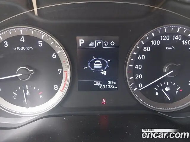 Hyundai Grandeur 2018 3.0 автомат (гидро), миниатюра 9 Hyundai Grandeur 2018 3.0 автомат (гидро), миниатюра 9