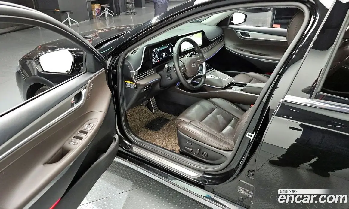 Hyundai Grandeur 2019 3.3 автомат (гидро), фото 13