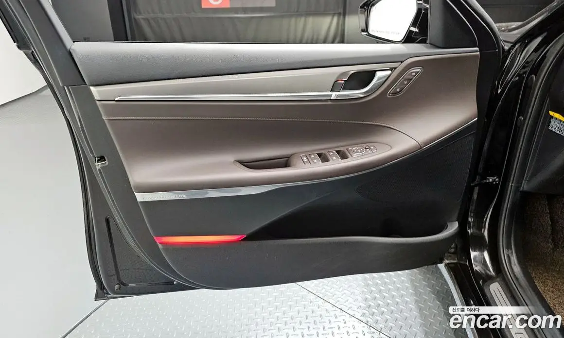 Hyundai Grandeur 2019 3.3 автомат (гидро), фото 14