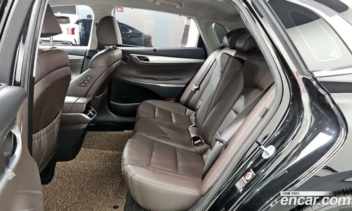 Hyundai Grandeur 2019 3.3 автомат (гидро), фото 16