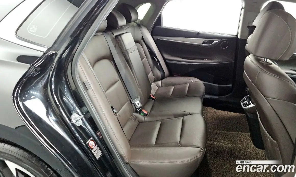 Hyundai Grandeur 2019 3.3 автомат (гидро), фото 17