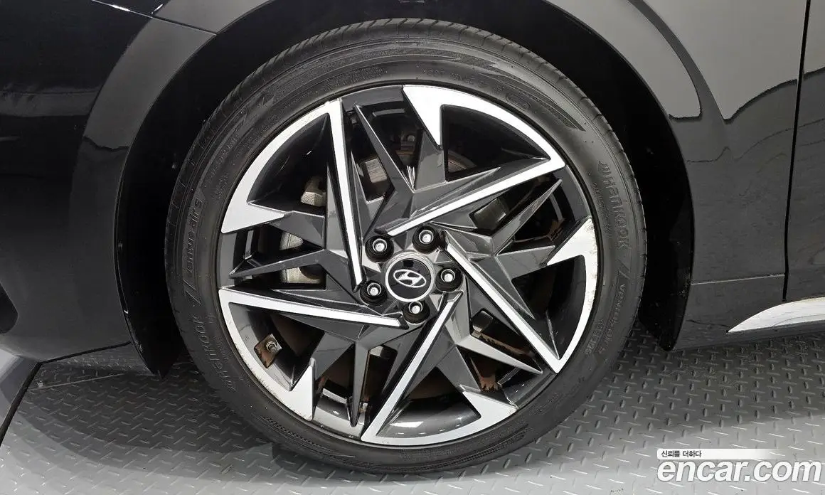 Hyundai Grandeur 2019 3.3 автомат (гидро), фото 5