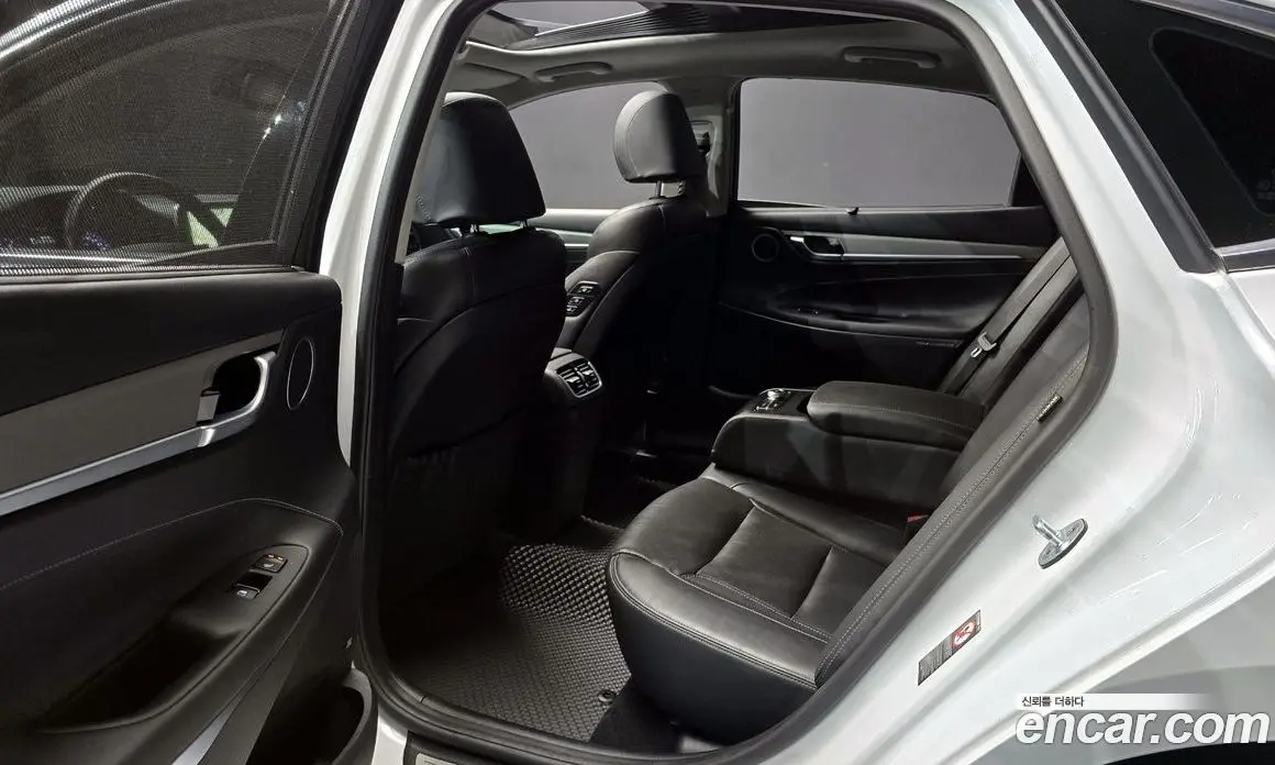 Hyundai Grandeur 2019 2.4 автомат (гидро), фото 18 Hyundai Grandeur 2019 2.4 автомат (гидро), фото 18