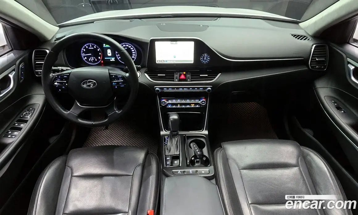Hyundai Grandeur 2019 2.4 автомат (гидро), фото 10 Hyundai Grandeur 2019 2.4 автомат (гидро), фото 10