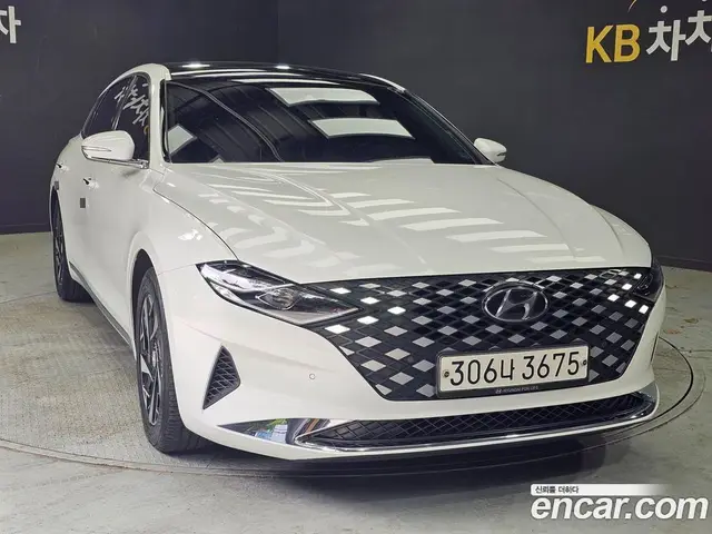 Hyundai Grandeur 2020 2.4 автомат (гидро), миниатюра 3 Hyundai Grandeur 2020 2.4 автомат (гидро), миниатюра 3