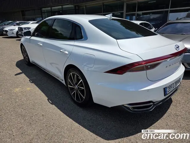 Hyundai Grandeur 2022 2.5 автомат (гидро), миниатюра 6 Hyundai Grandeur 2022 2.5 автомат (гидро), миниатюра 6