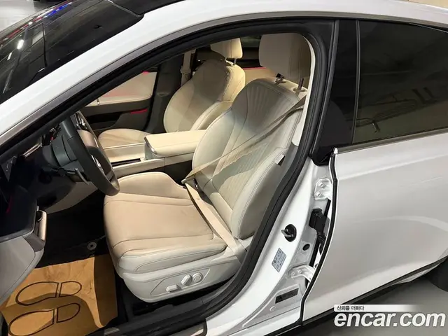 Hyundai Grandeur 2023 2.5 автомат (гидро), миниатюра 6