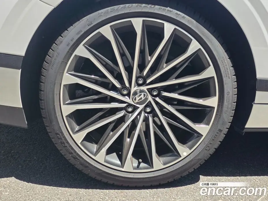 Hyundai Grandeur 2025 1.6 автомат (гидро), фото 18