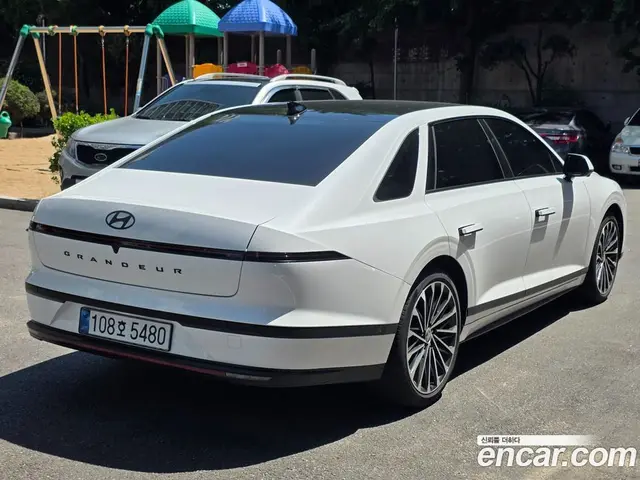 Hyundai Grandeur 2025 1.6 автомат (гидро), миниатюра 4