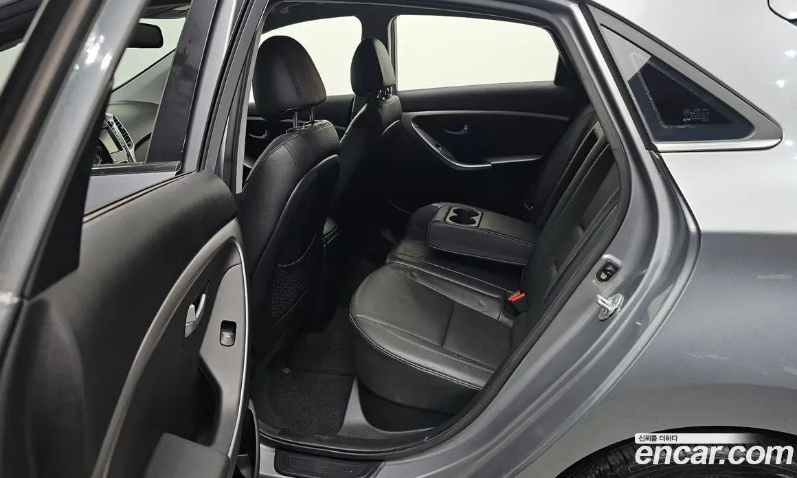 Hyundai i30 2014 1.6 автомат (гидро), фото 11