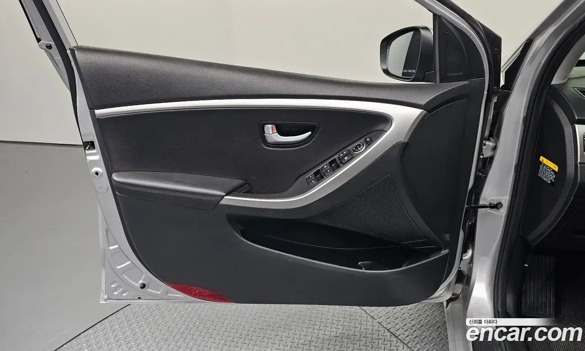 Hyundai i30 2015 1.6 автомат (гидро), фото 13