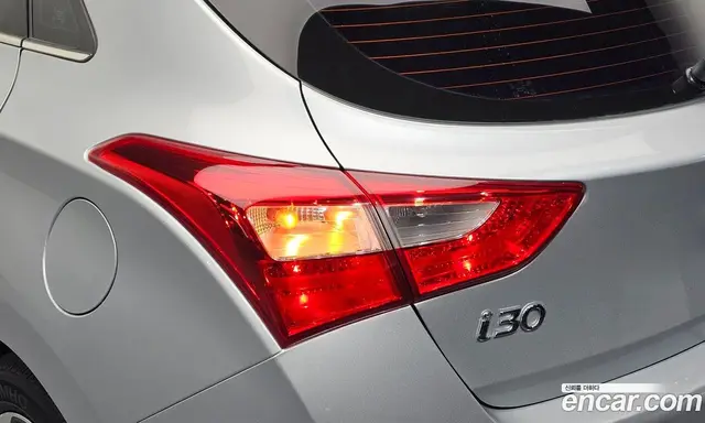 Hyundai i30 2015 1.6 автомат (гидро), миниатюра 8