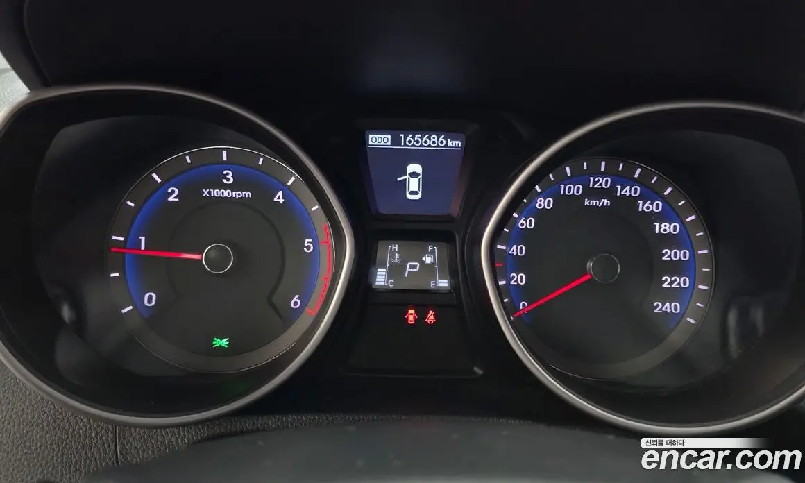 Hyundai i30 2015 1.6 автомат (гидро), фото 10