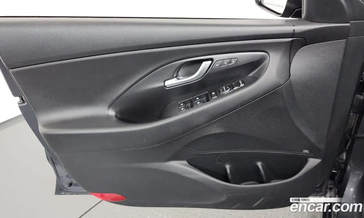 Hyundai i30 2017 1.6 автомат (гидро), фото 14