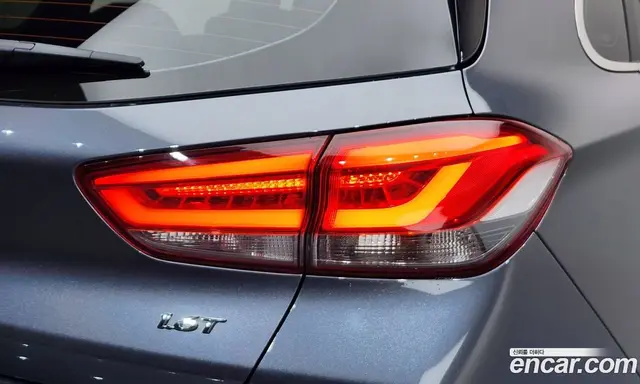 Hyundai i30 2017 1.6 автомат (гидро), миниатюра 9