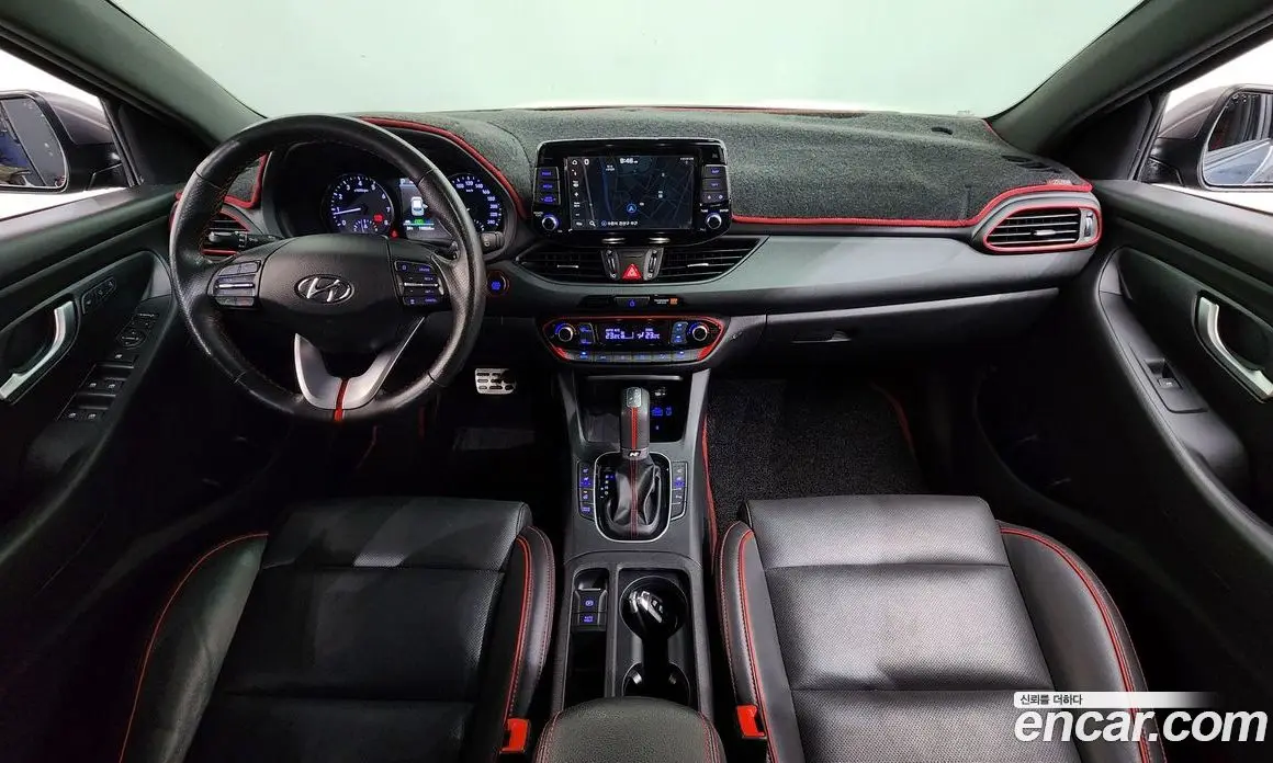 Hyundai i30 2017 1.6 автомат (гидро), фото 10