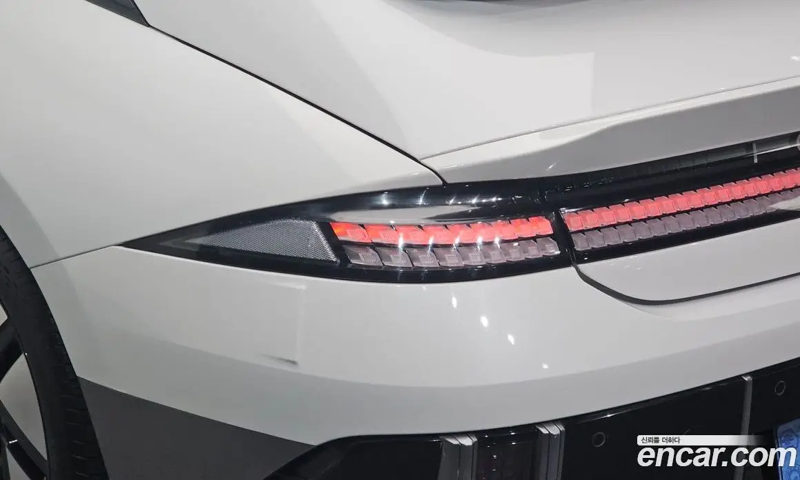 Hyundai Ioniq 6 2022 0.1 автомат (гидро), фото 8 Hyundai Ioniq 6 2022 0.1 автомат (гидро), фото 8