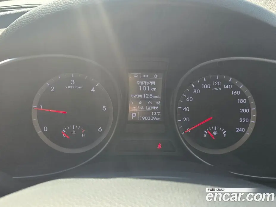 Hyundai Santa Fe 2014 2.0 автомат (гидро), фото 11