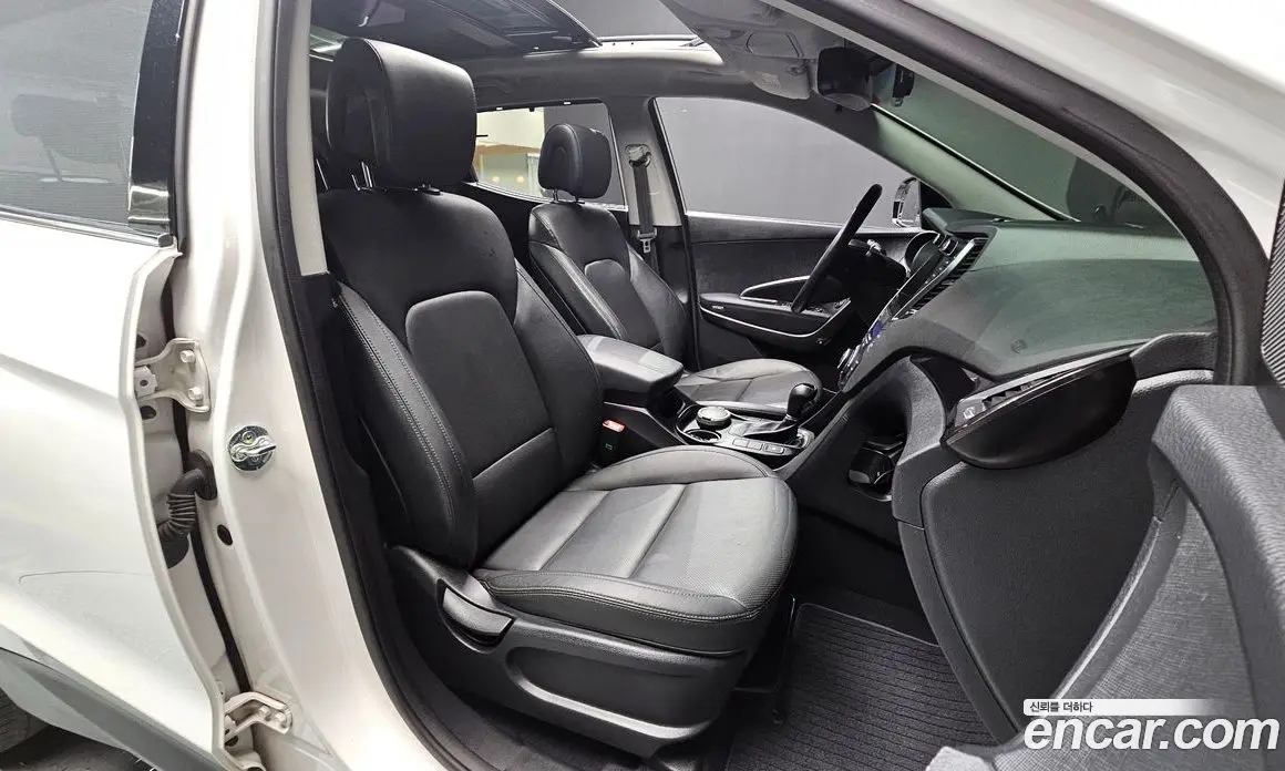 Hyundai Santa Fe 2014 2.0 автомат (гидро), фото 16