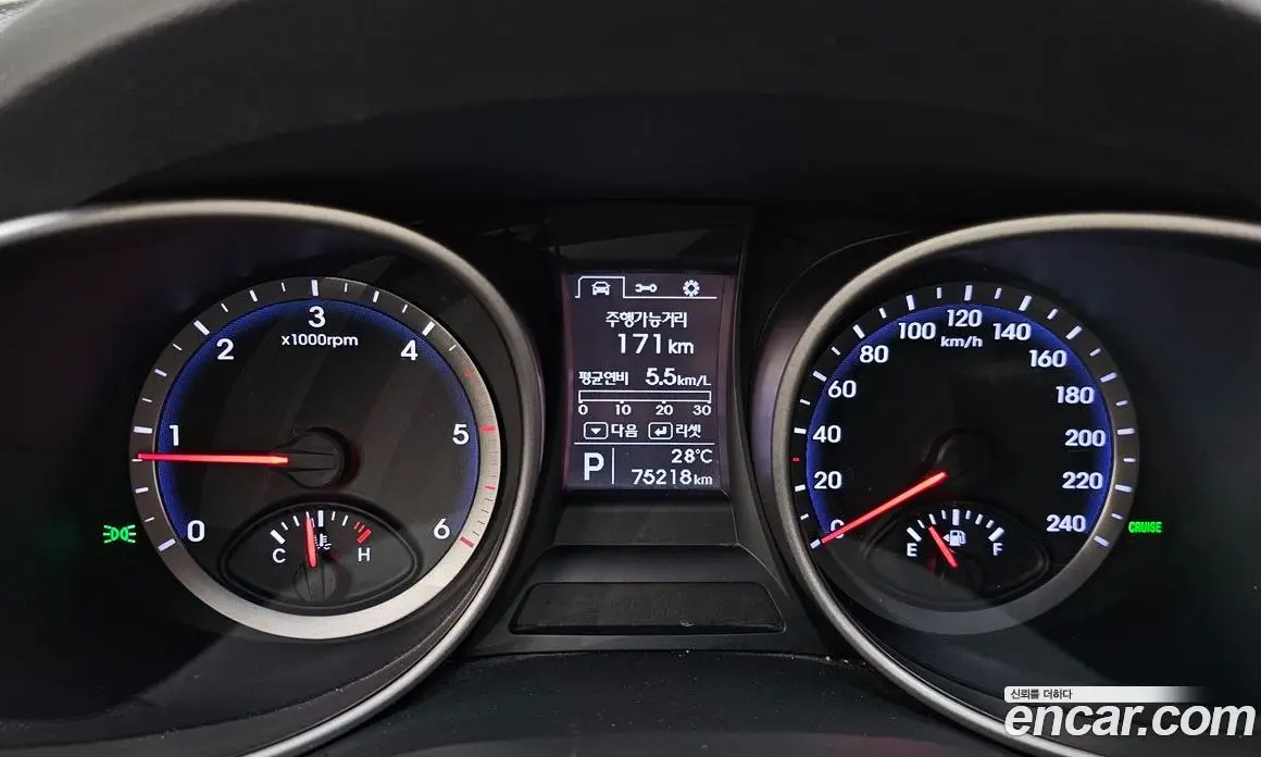 Hyundai Santa Fe 2015 2.0 автомат (гидро), фото 11