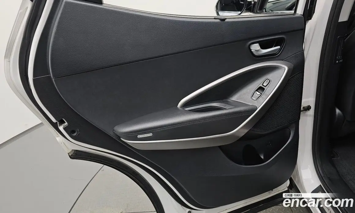 Hyundai Santa Fe 2015 2.0 автомат (гидро), фото 15