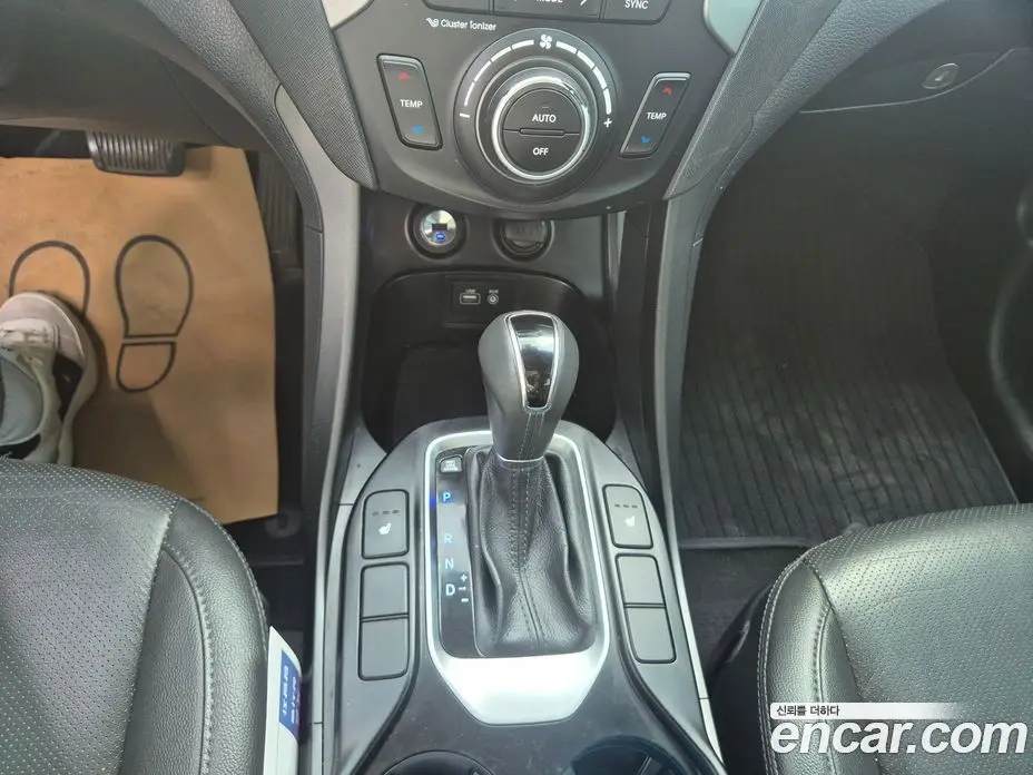 Hyundai Santa Fe 2015 2.2 автомат (гидро), фото 13