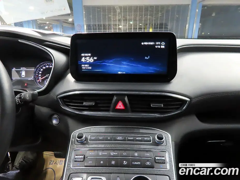 Hyundai Santa Fe 2022 2.2 автомат (гидро), фото 11