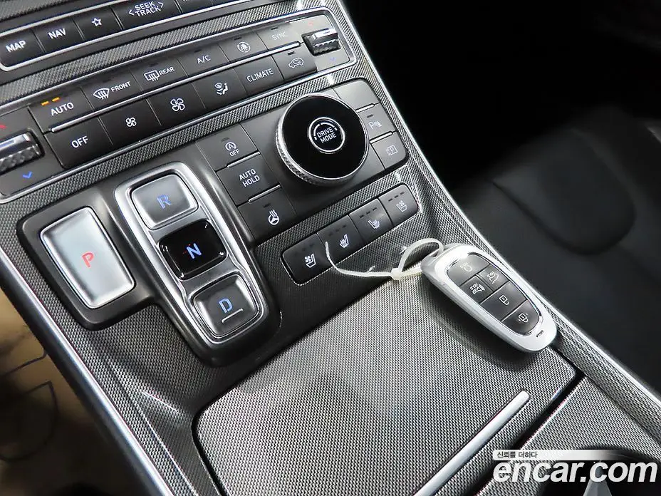 Hyundai Santa Fe 2022 2.2 автомат (гидро), фото 12