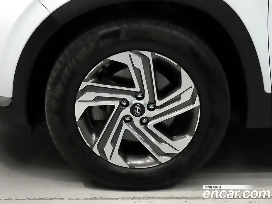 Hyundai Santa Fe 2022 2.2 автомат (гидро), фото 20