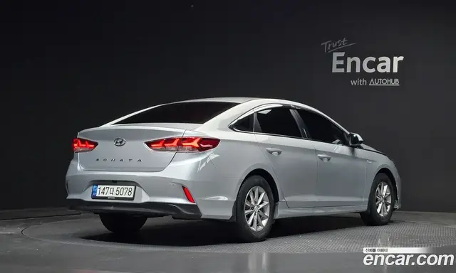 Hyundai Sonata 2018 2.0 автомат (гидро), миниатюра 2