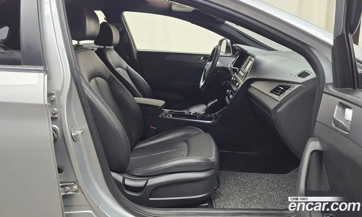Hyundai Sonata 2018 2.0 автомат (гидро), фото 11