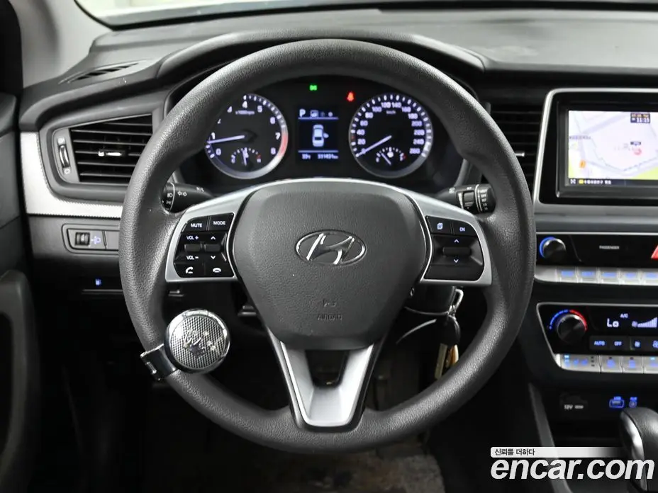 Hyundai Sonata 2018 2.0 автомат (гидро), фото 13