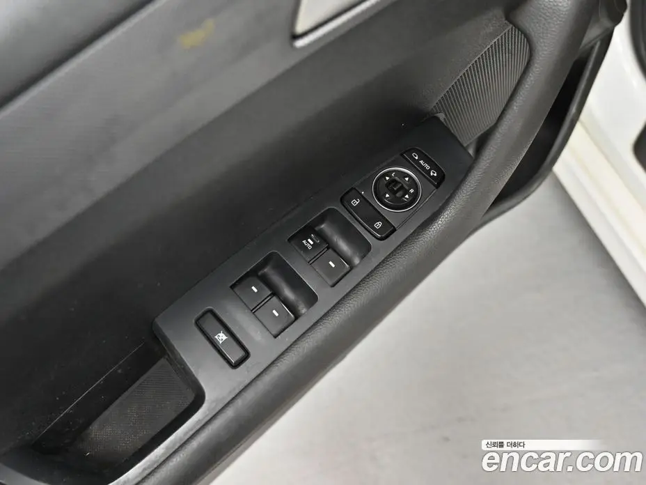 Hyundai Sonata 2018 2.0 автомат (гидро), фото 18