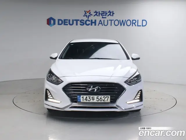 Hyundai Sonata 2018 2.0 автомат (гидро), миниатюра 3