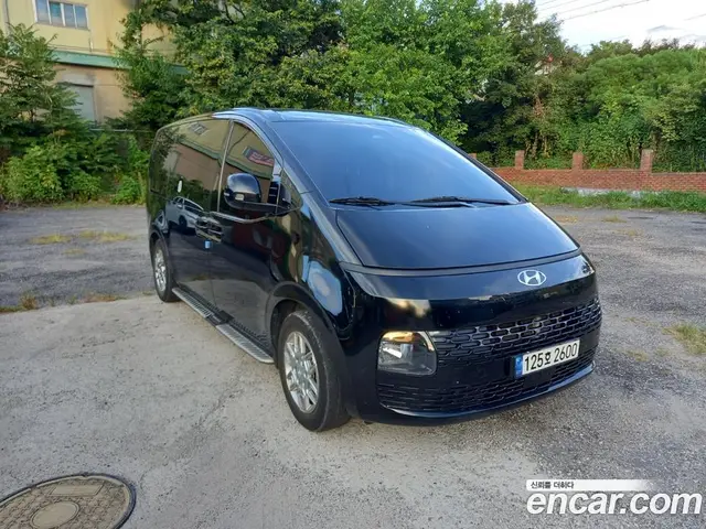 Hyundai Staria 2021 2.2 автомат (гидро), миниатюра 2