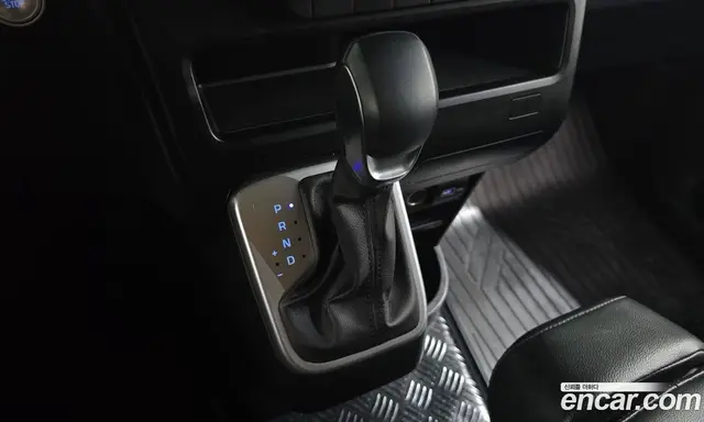 Hyundai Staria 2022 2.2 автомат (гидро), миниатюра 12