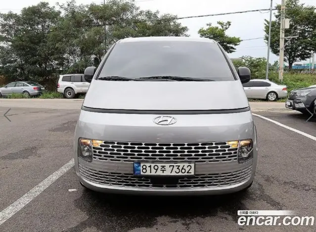 Hyundai Staria 2022 2.2 автомат (гидро), миниатюра 2 Hyundai Staria 2022 2.2 автомат (гидро), миниатюра 2
