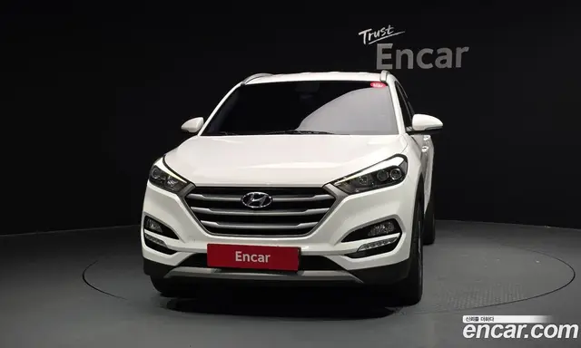 Hyundai Tucson 2016 2.0 автомат (гидро), миниатюра 3