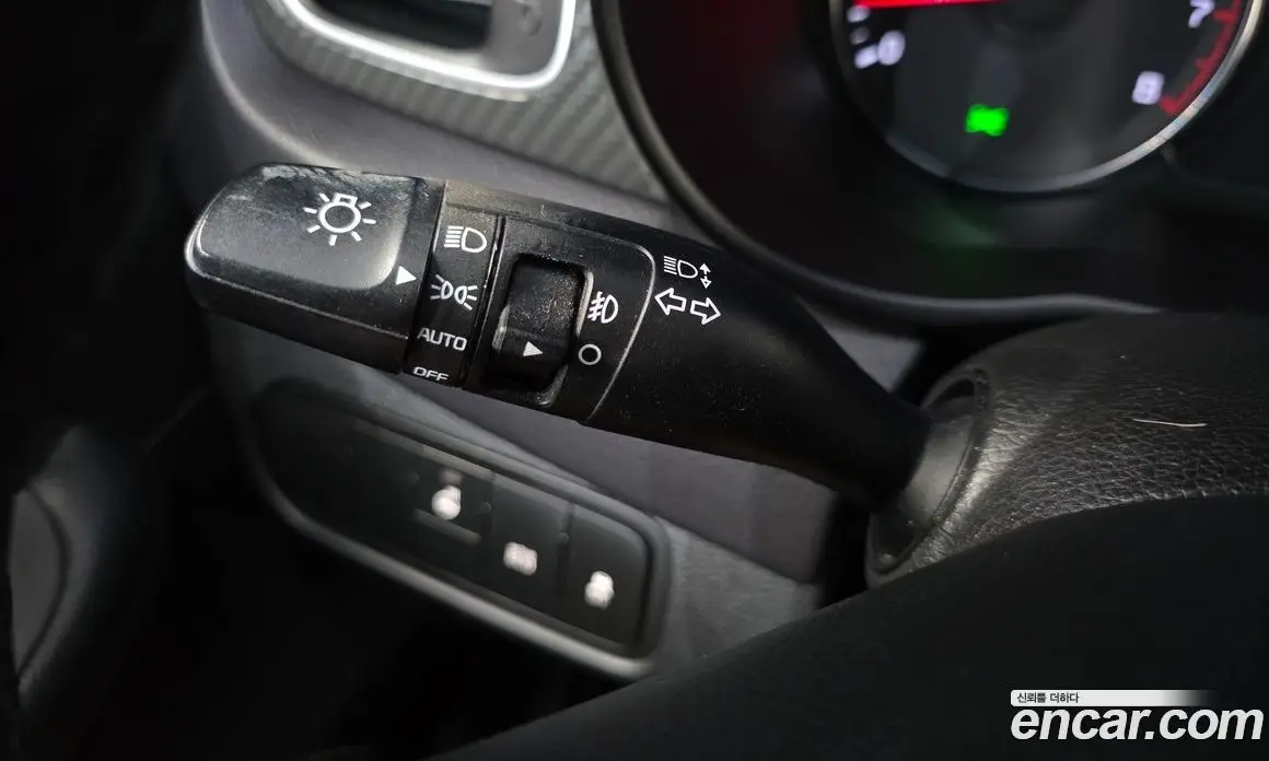Kia Carens 2018 2.0 автомат (гидро), фото 20