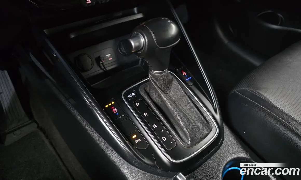 Kia Carens 2018 2.0 автомат (гидро), фото 9