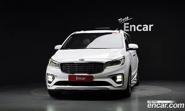 Kia Carnival 2018 2.2 автомат (гидро), миниатюра 2 Kia Carnival 2018 2.2 автомат (гидро), миниатюра 2