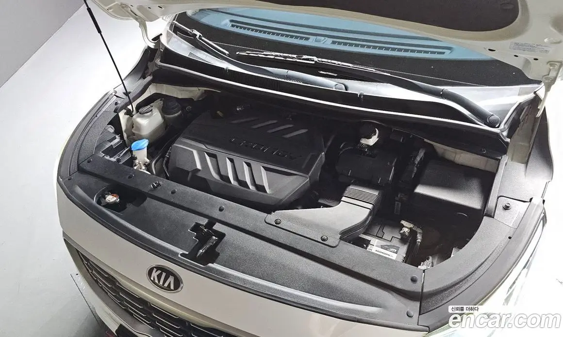 Kia Carnival 2018 2.2 автомат (гидро), фото 5 Kia Carnival 2018 2.2 автомат (гидро), фото 5