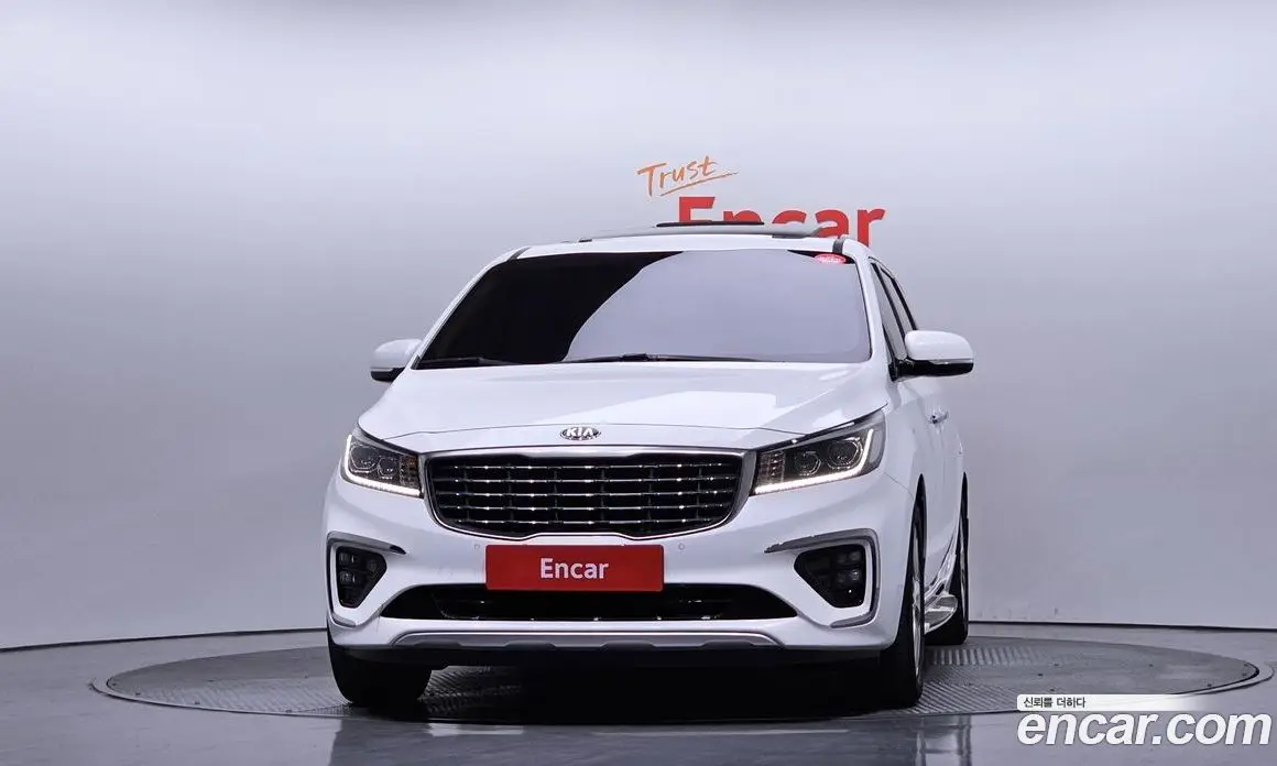 Kia Carnival 2020 2.2 автомат (гидро), фото 3
