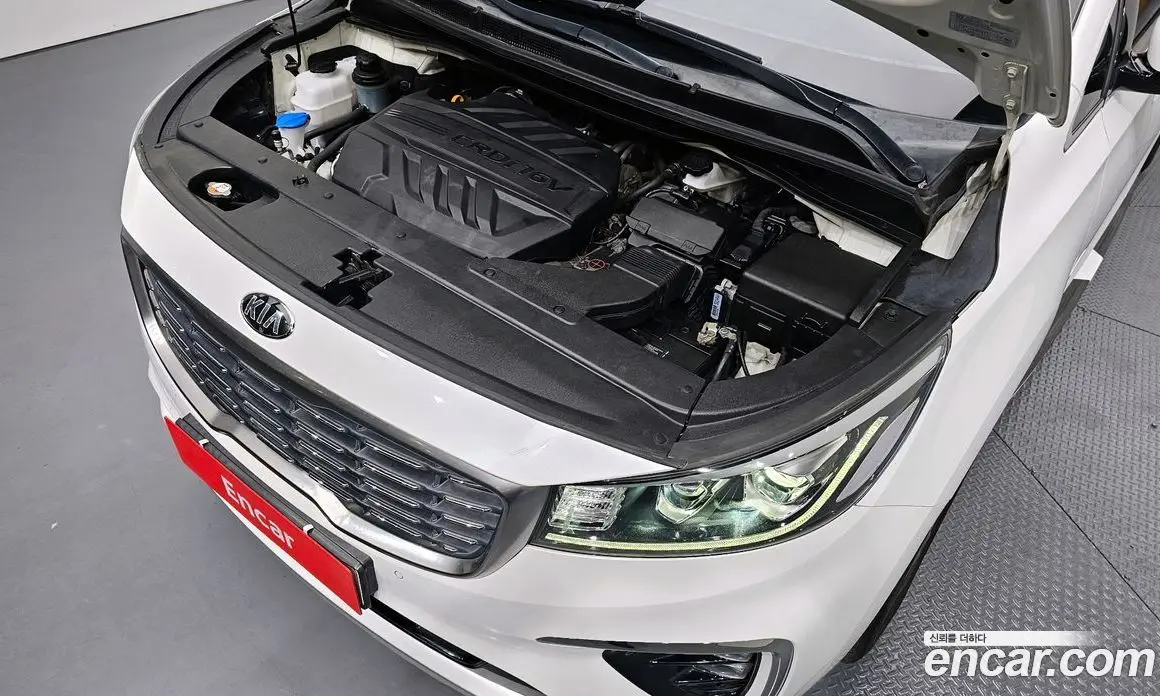 Kia Carnival 2020 2.2 автомат (гидро), фото 6