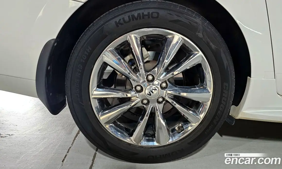 Kia Carnival 2020 2.2 автомат (гидро), фото 7