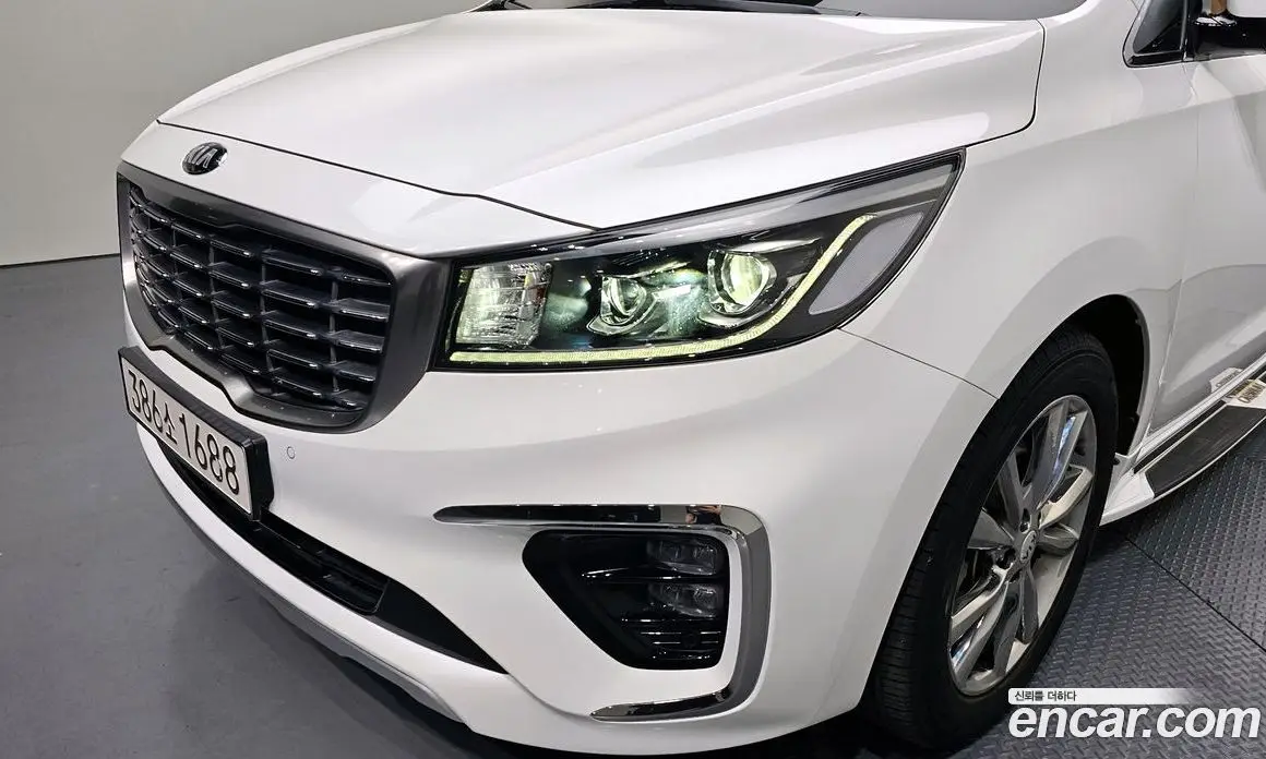 Kia Carnival 2020 2.2 автомат (гидро), фото 8